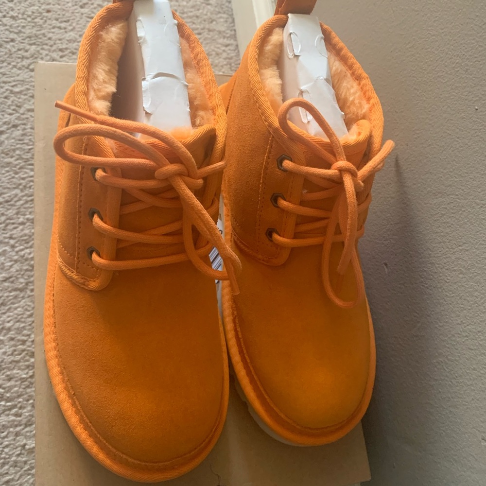 SOLD flower California poppy Neumel boots